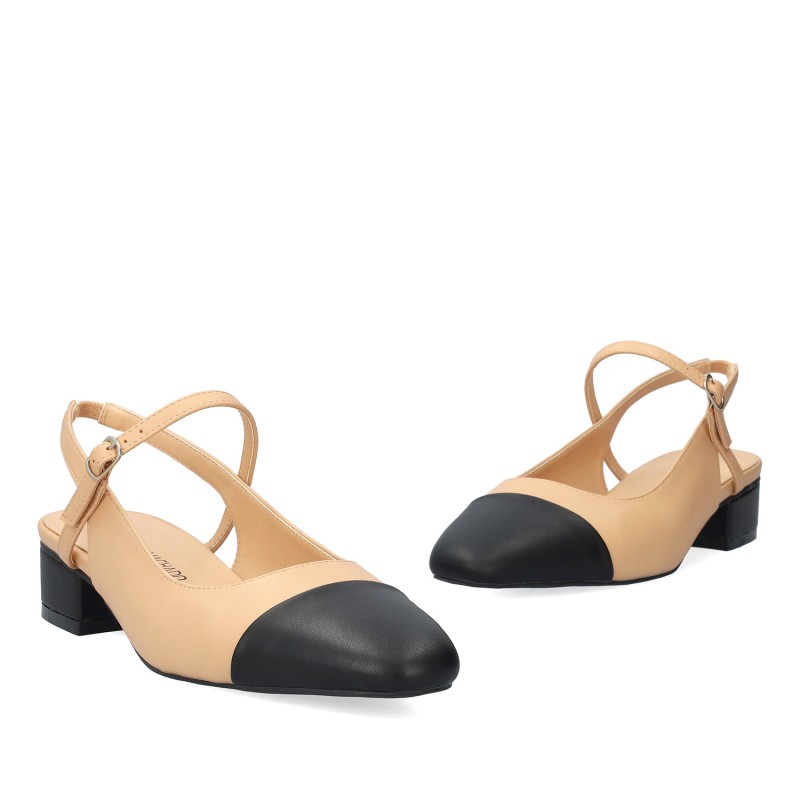 Δίχρωμα δερμάτινα slingbacks (μπεζ με μαύρη μύτη) σε γυναικεία παπούτσια μεγάλα νούμερα