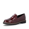 Μπορντό γυναικεία ανατομικά loafers Remonte διαθέσιμα σε γυναικεία παπούτσια μεγάλα νούμερα.