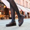 Σκούρα καφέ γυναικεία ανατομικά σουέντ loafers Rieker γυναικεία παπούτσια μεγάλα νούμερα.